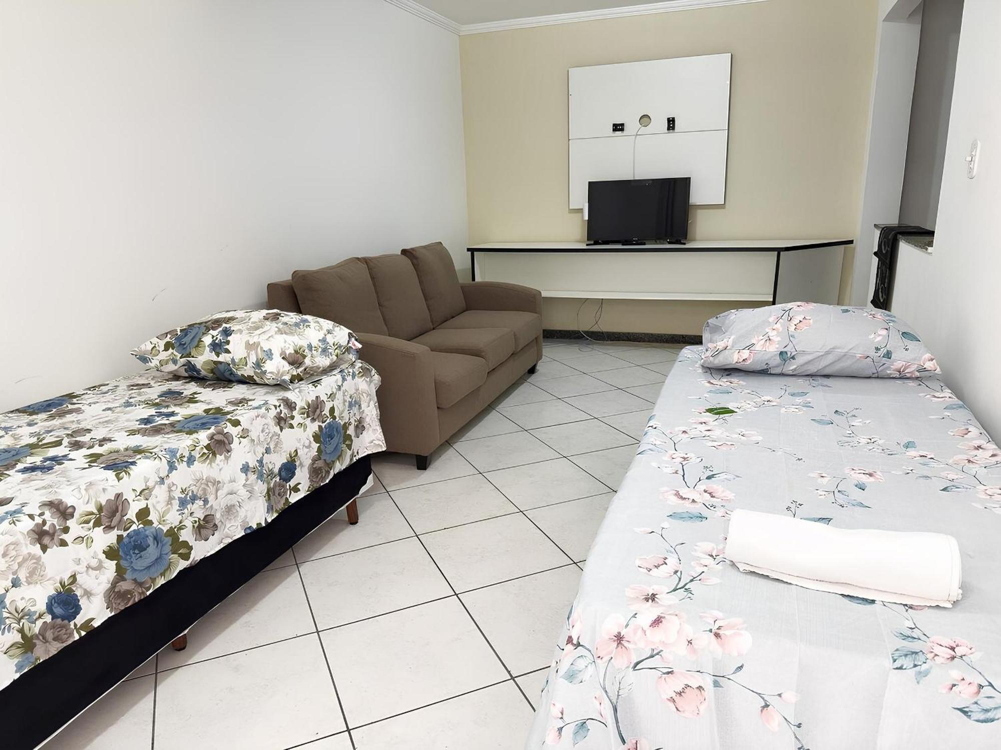 Ape Com Ac Perto Da Casa de férias